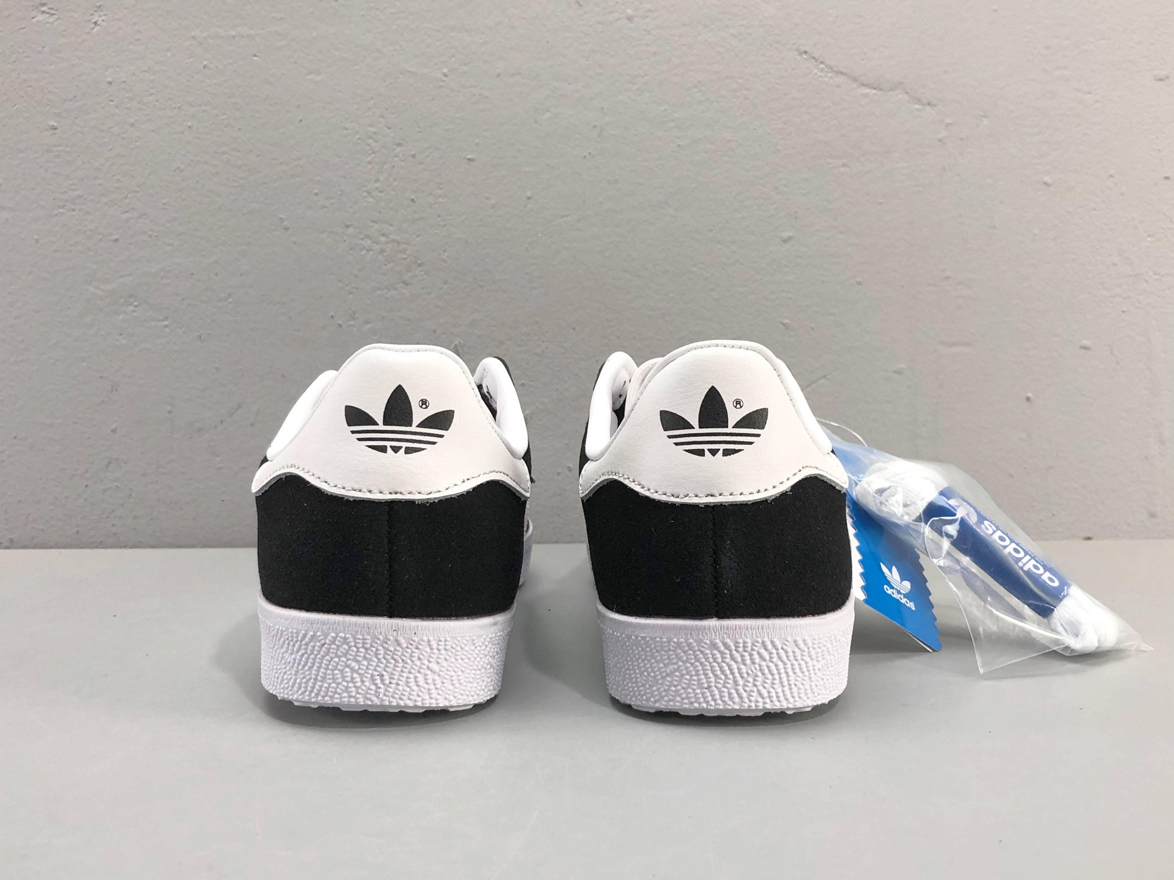 Adidas Originals Gazelle Indoor 'Core Black Cloud White Gold'