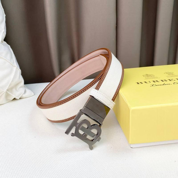Burberry Reversible Leather Vintage Belt