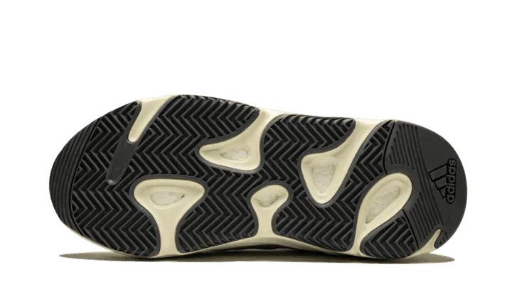 Adidas Yeezy 700 Analog